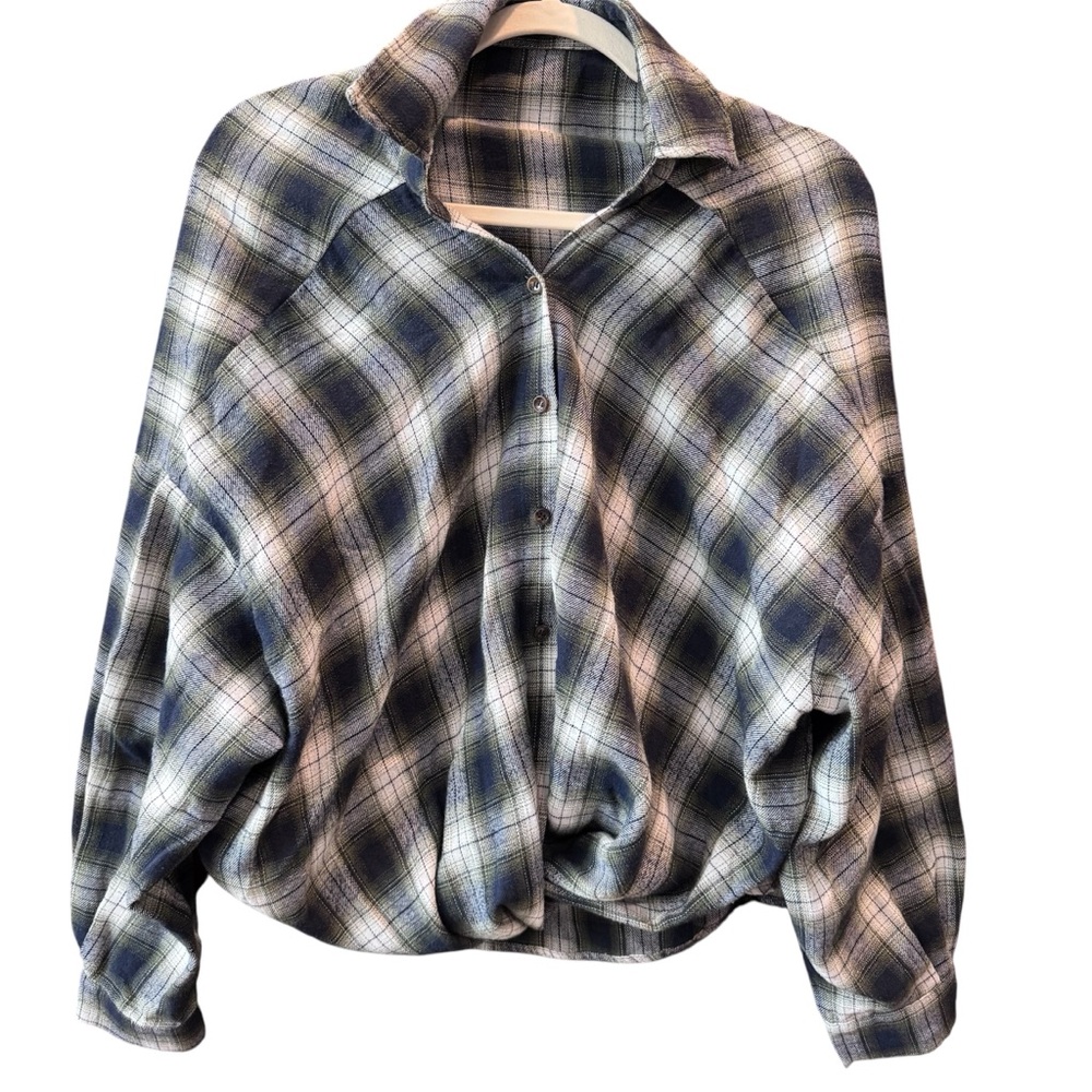 SHEIN‎ Blue/Black/White Plaid Button-Up Blouse, Size Medium
